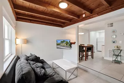 901 SE 14th Court #3, Fort Lauderdale, FL 33316 - Photo 1