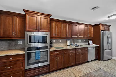 1930 NE 2nd Avenue #L111, Wilton Manors, FL 33305 - Photo 44