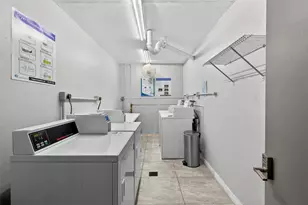 1930 NE 2nd Ave, Wilton Manors, FL 33305 - Photo 30