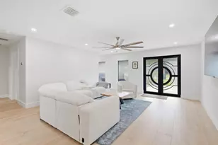 1451 SW 13th Ct, Fort Lauderdale, FL 33312 - Photo 10