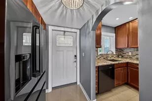 2951 E Sunrise Lakes Dr Unit, Sunrise, FL 33322 - Photo 6