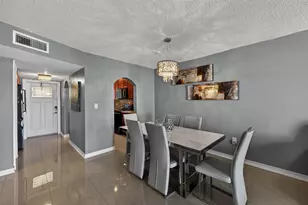 2951 E Sunrise Lakes Dr Unit, Sunrise, FL 33322 - Photo 22