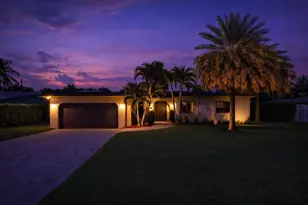 301 SE 8th Ct, Pompano Beach, FL 33060 - Photo 2