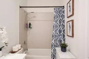 659 NW 204th St, Miami, FL 33169 - Photo 18