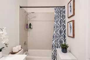 659 NW 204th St, Miami, FL 33169 - Photo 18
