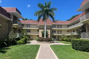 5580 Tamberlane Cir, Palm Beach Gardens, FL 33418 - Photo 2