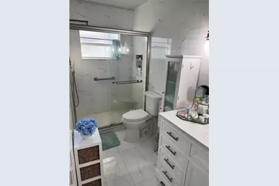 7002 NW 93rd Avenue, Tamarac, FL 33321 - Photo 14