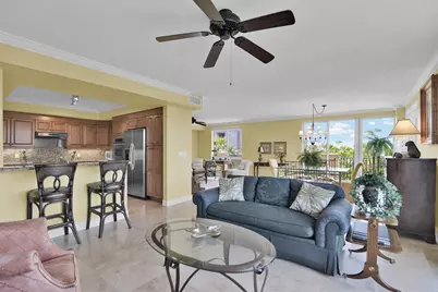 9 NE 20th Avenue #403, Deerfield Beach, FL 33441 - Photo 2