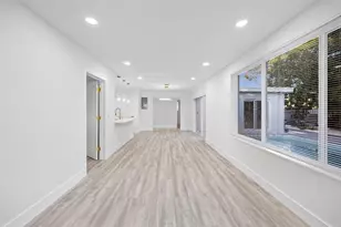 5710 NE 2nd Terrace, Fort Lauderdale, FL 33334 - Photo 8