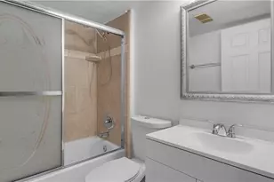 5681 Riverside Dr, Coral Springs, FL 33067 - Photo 18