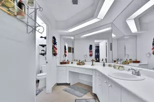 2251 NW 34th Terrace, Coconut Creek, FL 33066 - Photo 10