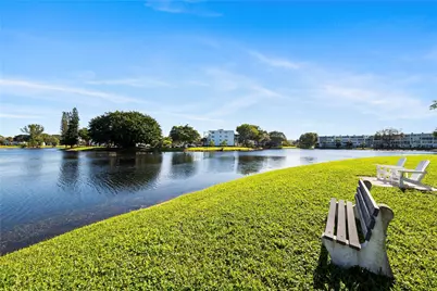 1111 Cambridge #1111, Deerfield Beach, FL 33442 - Photo 8