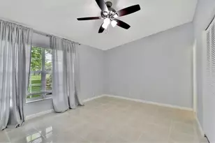 5544 Lakewood Cir Unit, Pompano Beach, FL 33063 - Photo 4