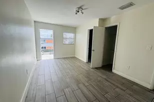 7910 Abbott Ave, Miami Beach, FL 33141 - Photo 14