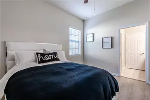 3425 Siena Cir, Wellington, FL 33414 - Photo 18