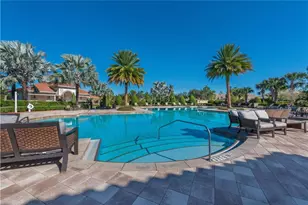 3425 Siena Cir, Wellington, FL 33414 - Photo 4