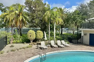 660 NE 11th Ave, Fort Lauderdale, FL 33304 - Photo 1