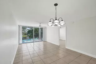 9430 Poinciana Pl, Davie, FL 33324 - Photo 10