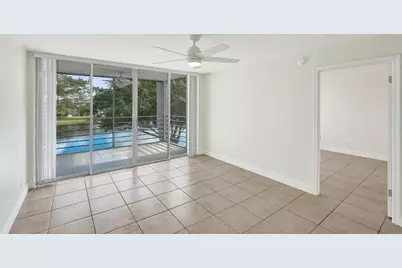 9430 Poinciana Place #415, Davie, FL 33324 - Photo 12