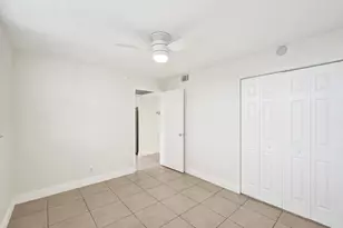 9430 Poinciana Pl, Davie, FL 33324 - Photo 24