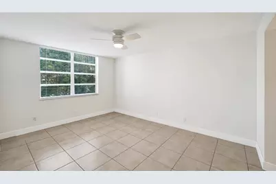 9430 Poinciana Place #415, Davie, FL 33324 - Photo 16