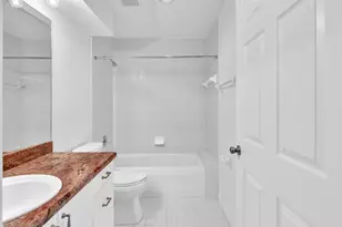 6796 N Pine Island Rd, Tamarac, FL 33321 - Photo 36