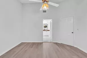 6796 N Pine Island Rd, Tamarac, FL 33321 - Photo 30