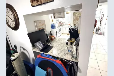 1101 Colony Point Circle #123, Pembroke Pines, FL 33026 - Photo 6