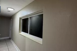 31 NE 56th St, Fort Lauderdale, FL 33334 - Photo 4