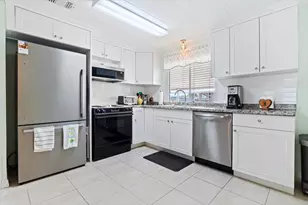 5389 NW 3rd Ave, Deerfield Beach, FL 33064 - Photo 6