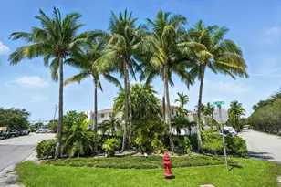 1892 NE 46th St, Fort Lauderdale, FL 33308 - Photo 1