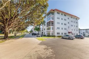 4750 NW 22nd Ct, Lauderhill, FL 33313 - Photo 4