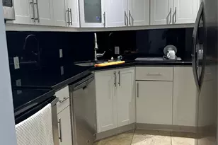 20301 W Country Club Dr Unit, Aventura, FL 33180 - Photo 24