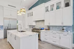 3041 NE 40th Ct, Fort Lauderdale, FL 33308 - Photo 16