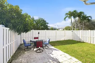 16890 SW 1st Manor, Pembroke Pines, FL 33027 - Photo 38
