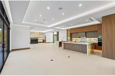 2441 NE 48th Court, Pompano Beach, FL 33064 - Photo 10