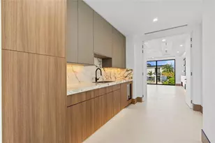 2441 NE 48th Ct, Pompano Beach, FL 33064 - Photo 36