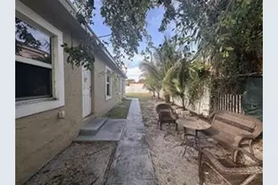 728 SW 6th Street, Dania, FL 33004 - Photo 18