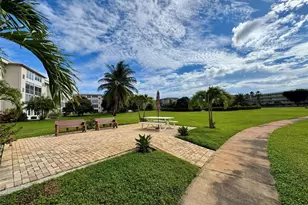 130 NE 26th Street Unit, Boynton Beach, FL 33435 - Photo 10