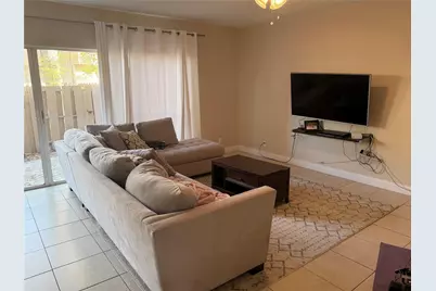 8251 NW 8th Place, Plantation, FL 33324 - Photo 4