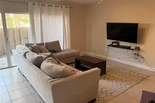 8251 NW 8th Pl, Plantation, FL 33324 - Photo 4