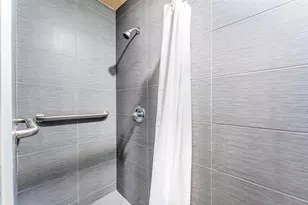 2720 N Pine Island Rd, Sunrise, FL 33322 - Photo 16