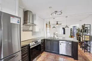 972 Azure Ln, Weston, FL 33326 - Photo 16