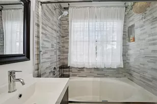 972 Azure Ln, Weston, FL 33326 - Photo 6