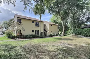 3831 Cocoplum Cir, Coconut Creek, FL 33063 - Photo 4