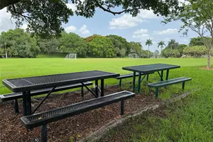 4375 Foxtail Ln, Weston, FL 33331 - Photo 64