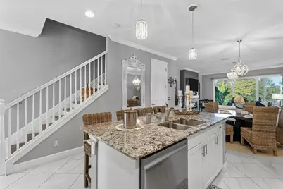 651 SW Glen Crest Way #2, Stuart, FL 34997 - Photo 8