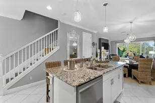 651 SW Glen Crest Way, Stuart, FL 34997 - Photo 8