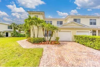 2601 Creekside Drive, Fort Pierce, FL 34981 - Photo 2