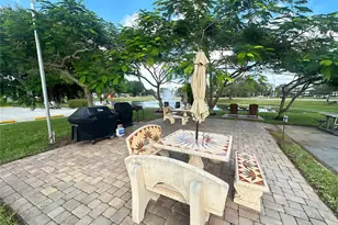 3006 Cambridge A, Deerfield Beach, FL 33442 - Photo 20